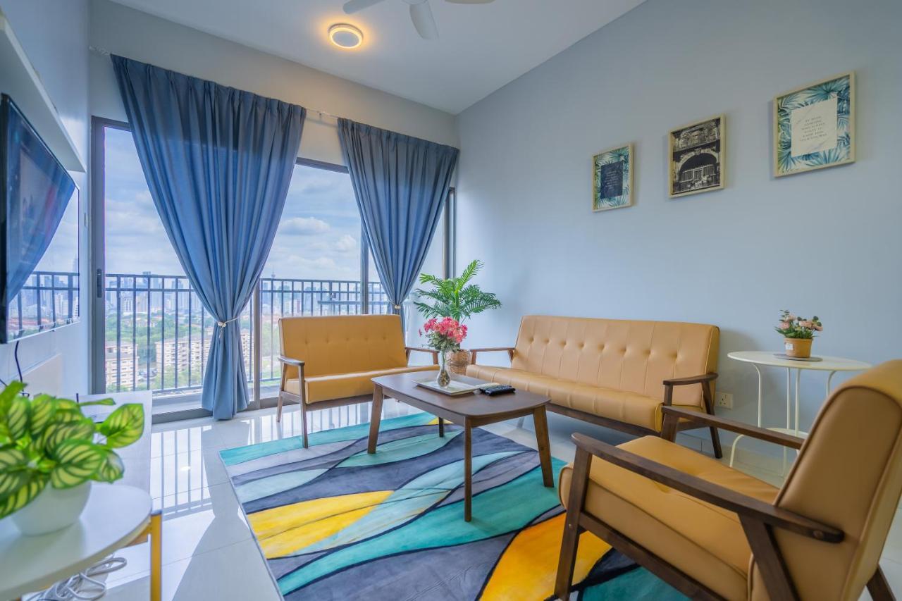 Peaceful 3-Bedroom With Pool 5 Pax - Wangsa Maju Kuala Lumpur Exterior photo
