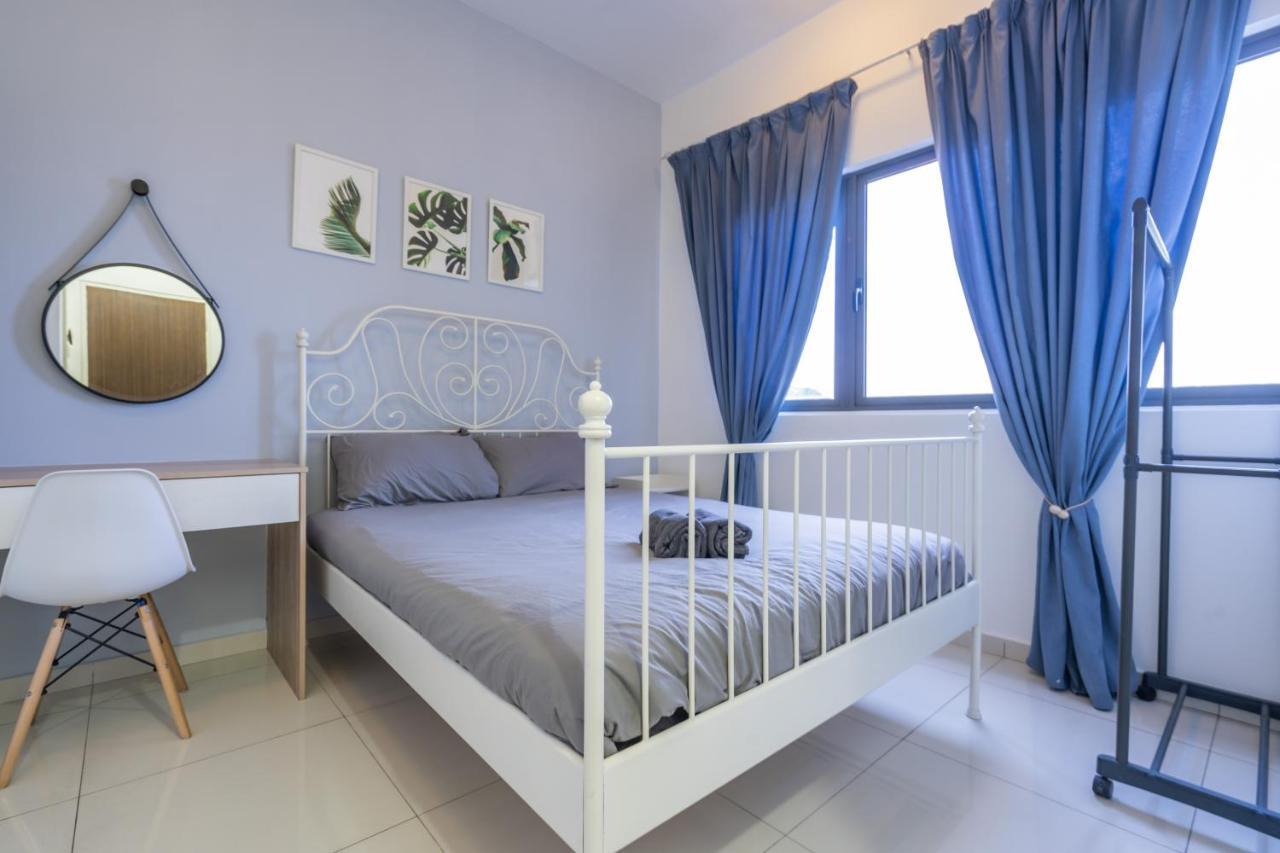 Peaceful 3-Bedroom With Pool 5 Pax - Wangsa Maju Kuala Lumpur Exterior photo